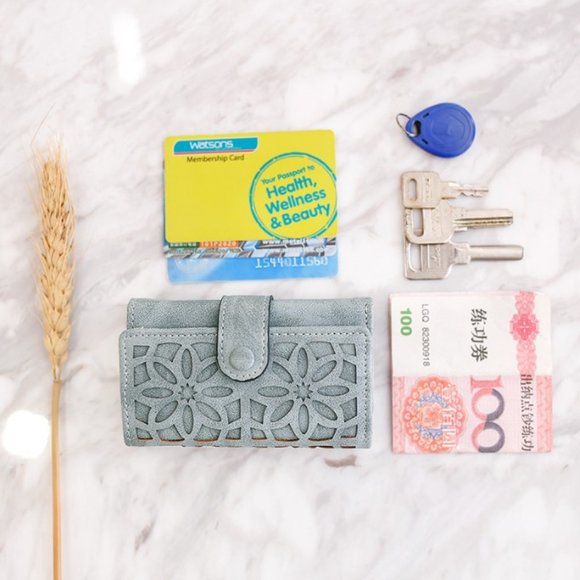 Minimalist Key or  Coin Wallet for Women - Picture 8 of 15